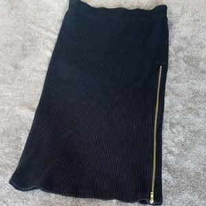 CHRLDR Lily Ribbed Maxi Skirt Side Zipper